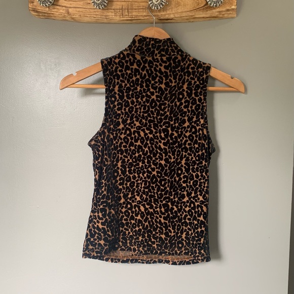 Leopard Print 🐆 Rockabilly Cheetah Turtleneck Sleeveless Tank Top Shirt - Picture 4 of 4